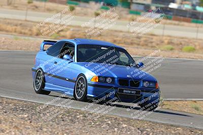 media/Oct-01-2022-Team Topak Racing (Sat) [[f860fb51be]]/2-Inter Low 2/session 1 turn 3/